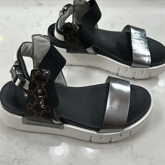NERO GIARDINI platform sandal Italian made size 38 or US 8 - Picture 3 of 12